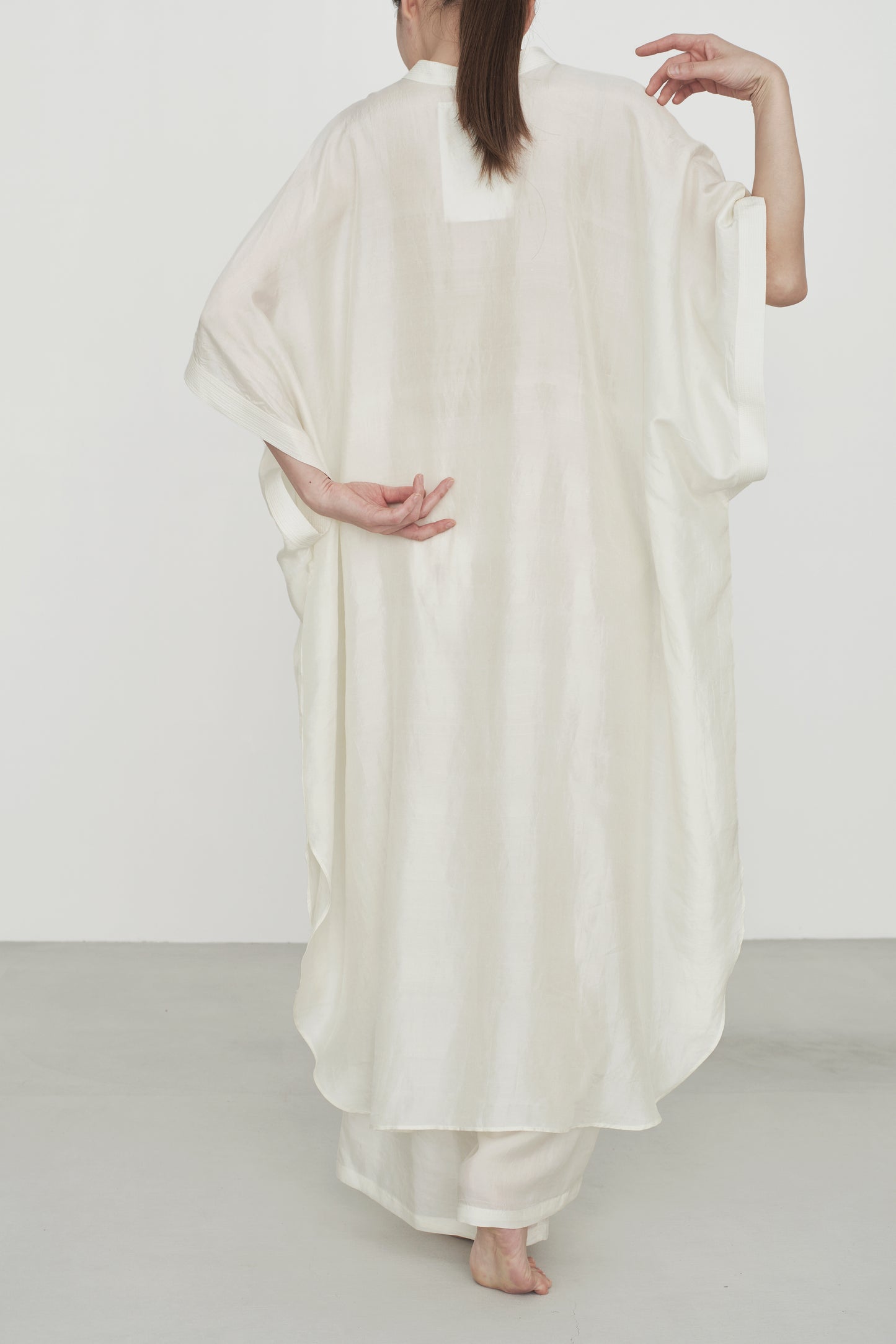 MULBERRY SILK | MUSLIM KURTA LONG / COUNTERPOINT