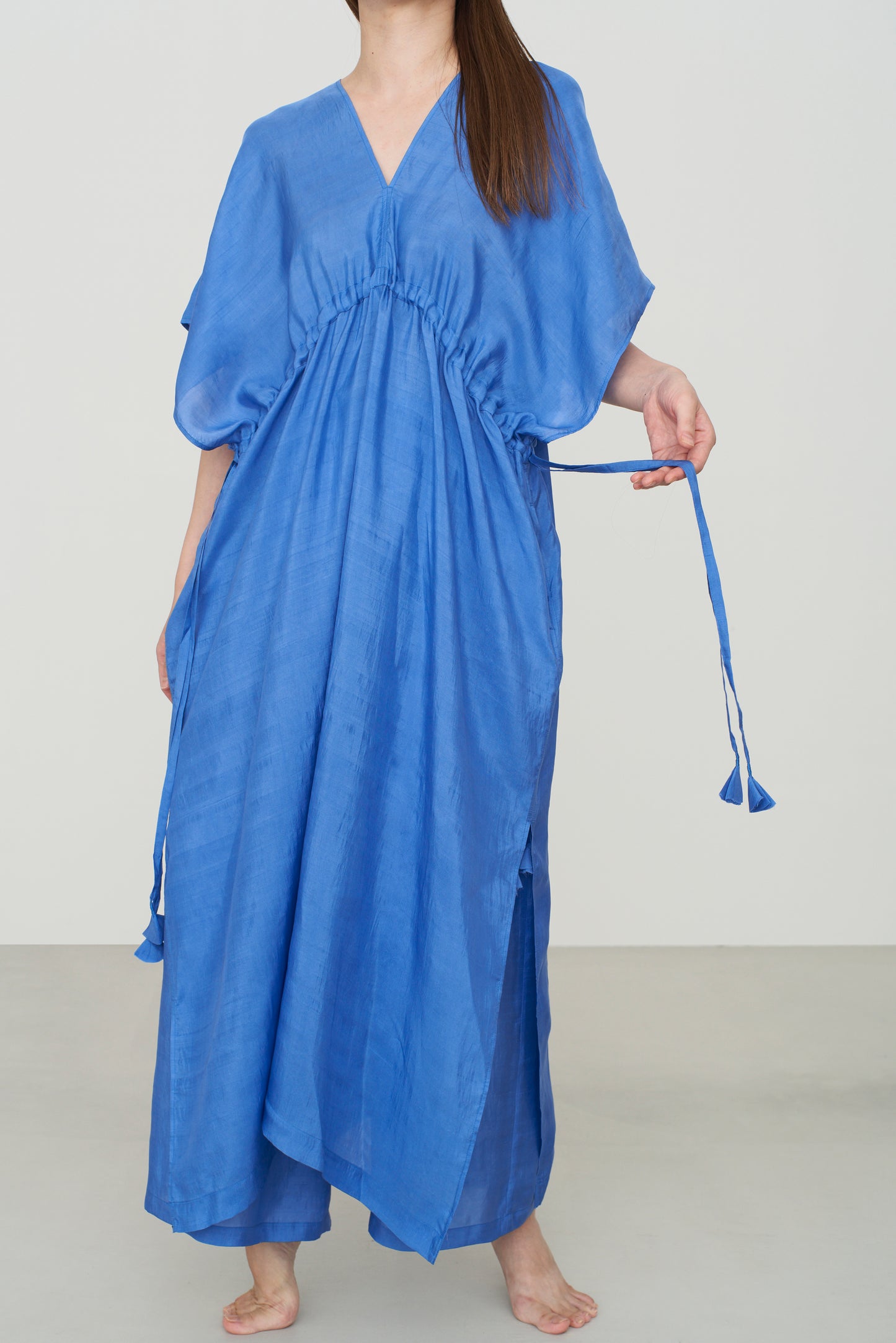 MULBERRY SILK | NEO KAFTAN DRESS blue / COUNTERPOINT