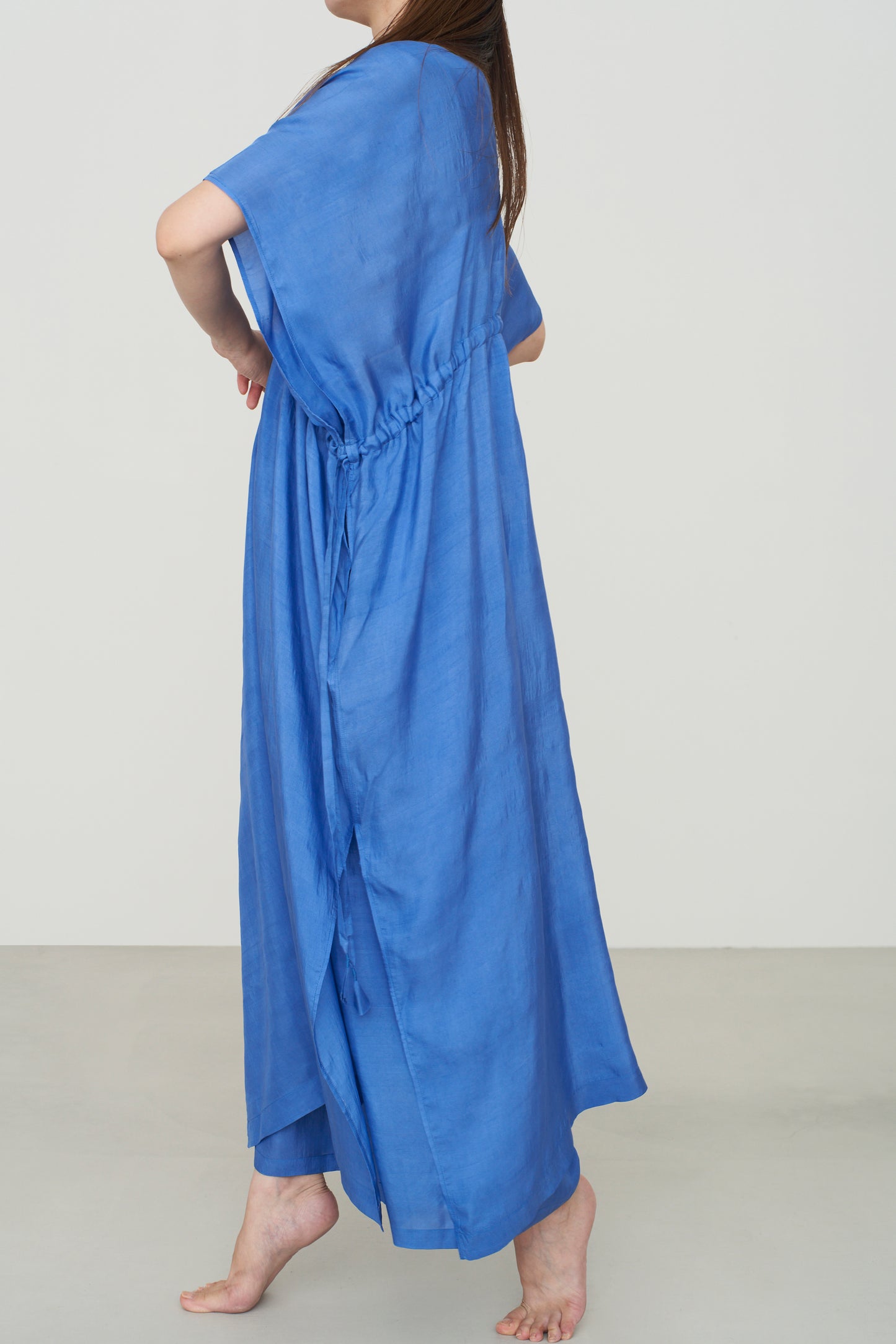 MULBERRY SILK | NEO KAFTAN DRESS blue / COUNTERPOINT