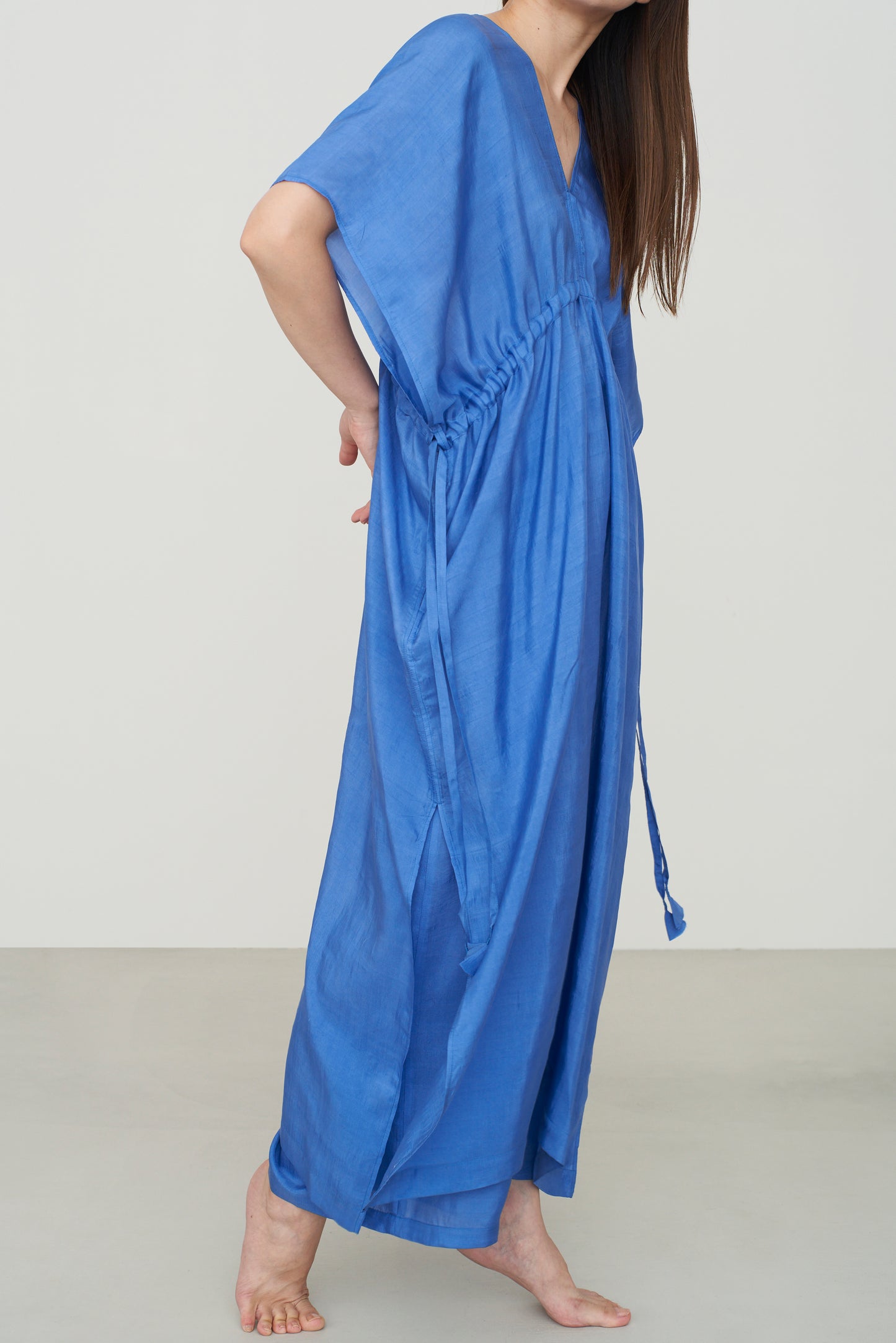 MULBERRY SILK | NEO KAFTAN DRESS blue / COUNTERPOINT