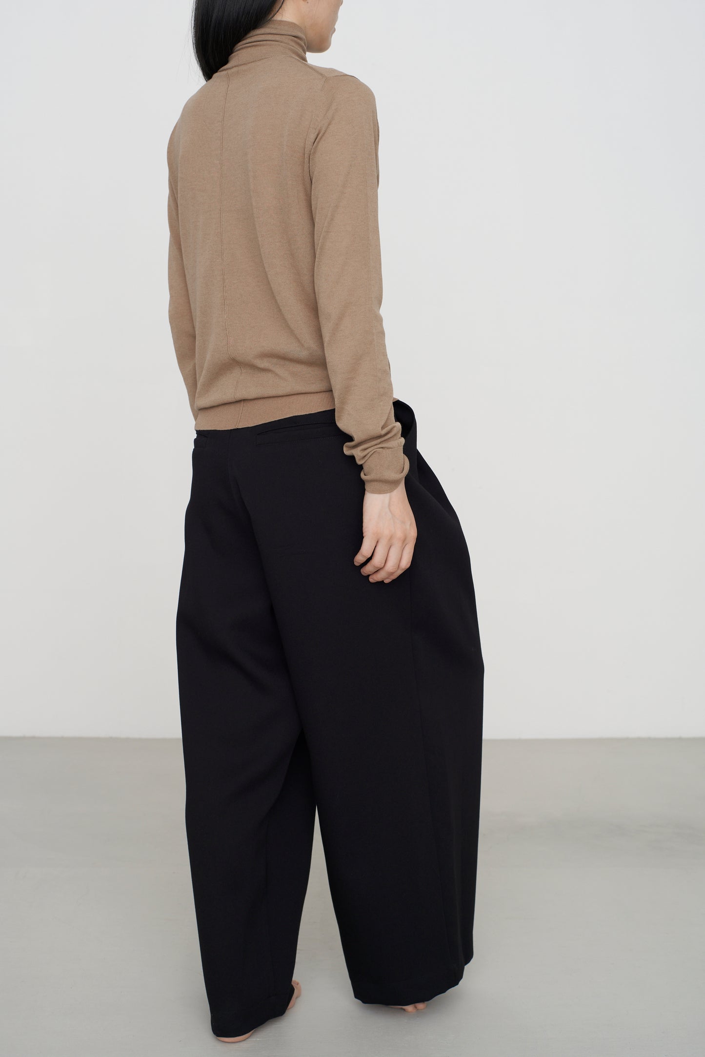 SKIN KNIT | TURTLE NECK camel