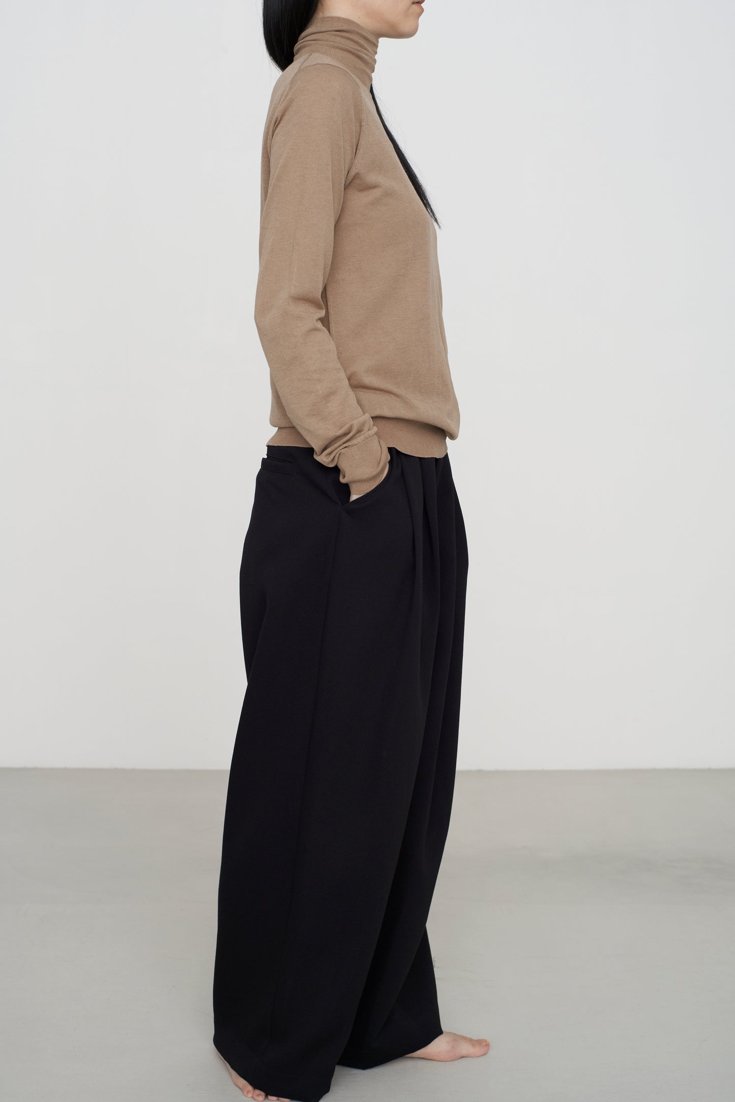 SKIN KNIT | TURTLE NECK camel