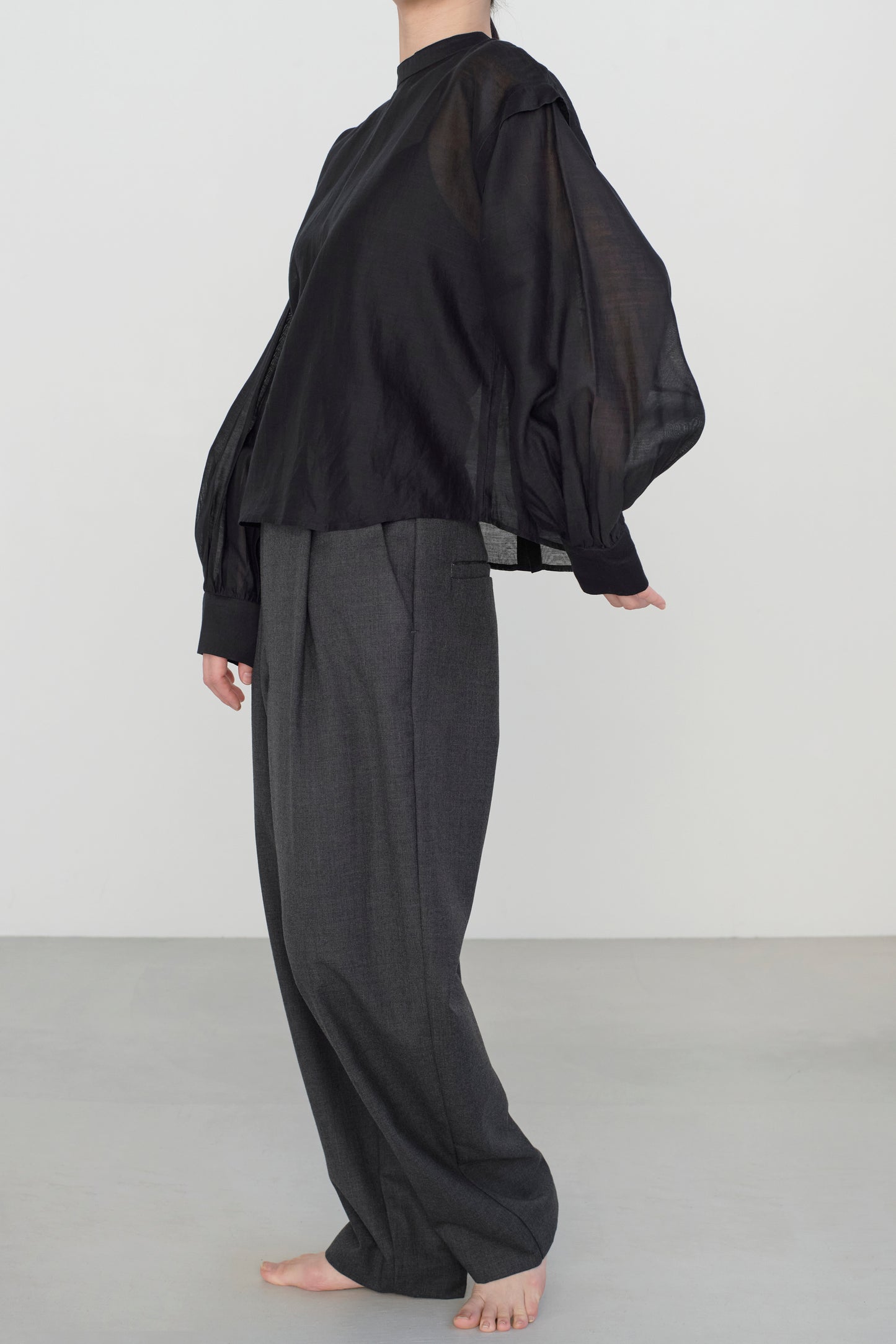 STANDARD / chanderi silk | PUFF SLEEVE BLOUSE black