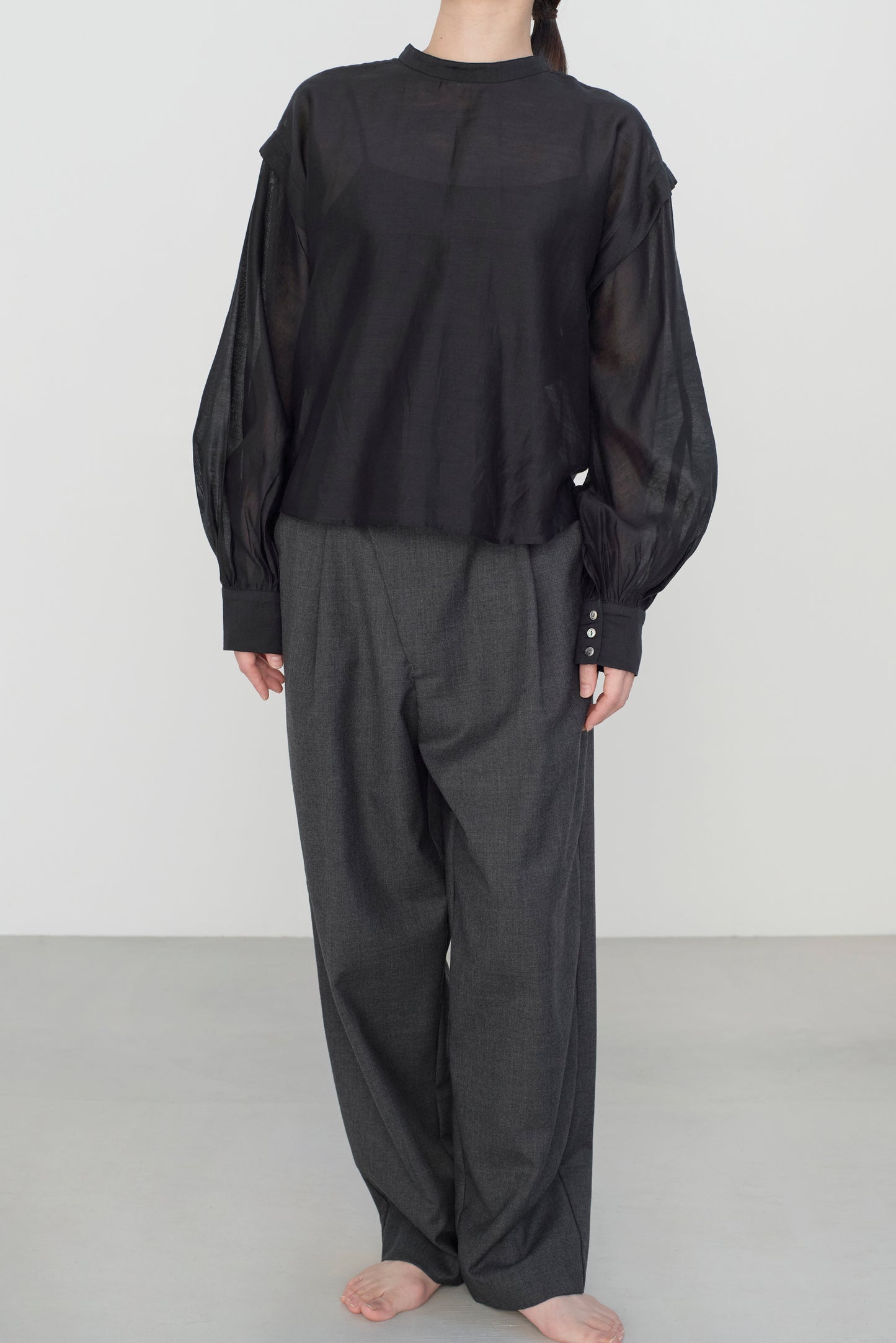 STANDARD / chanderi silk | PUFF SLEEVE BLOUSE black