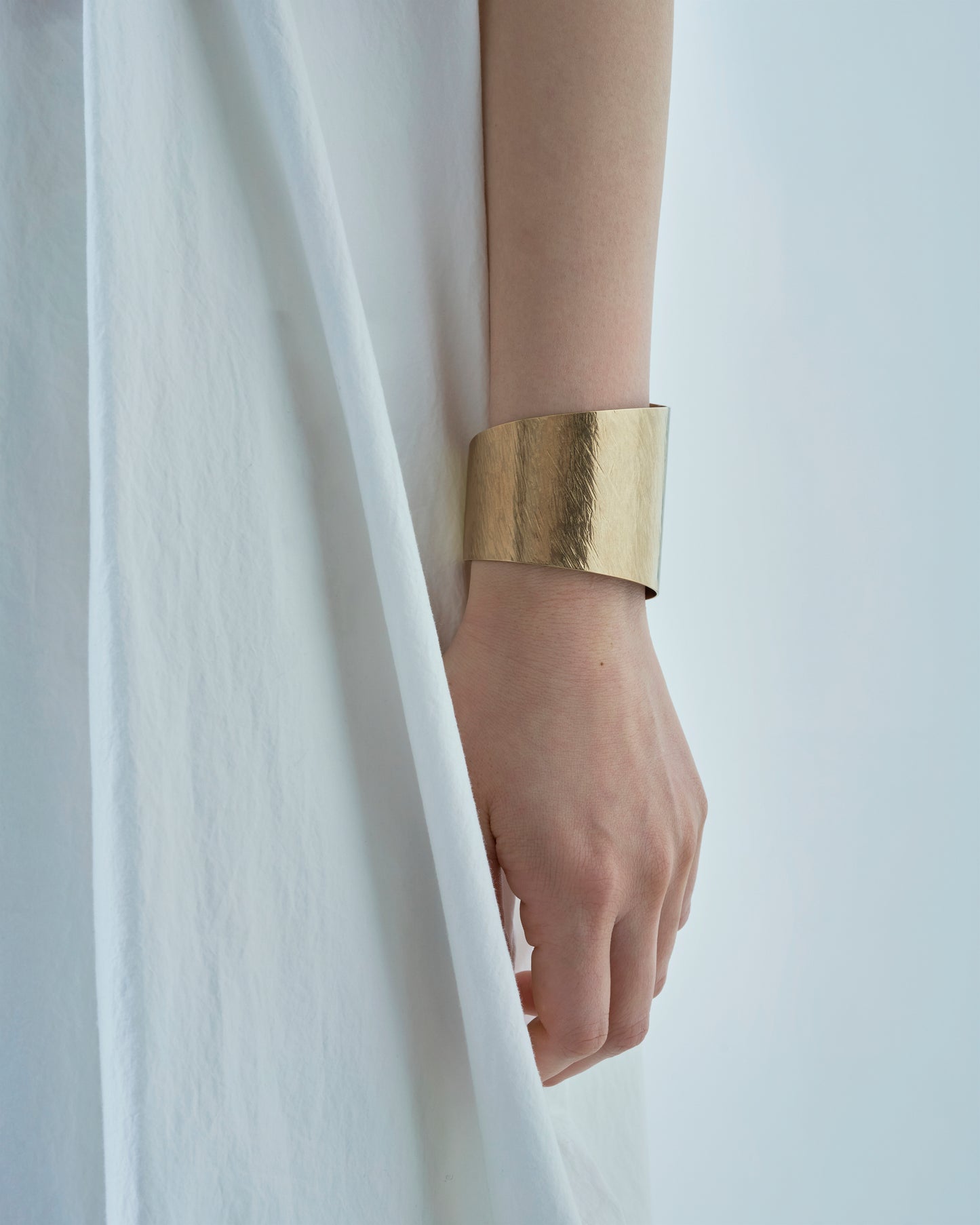 Lue | BANGLE #01