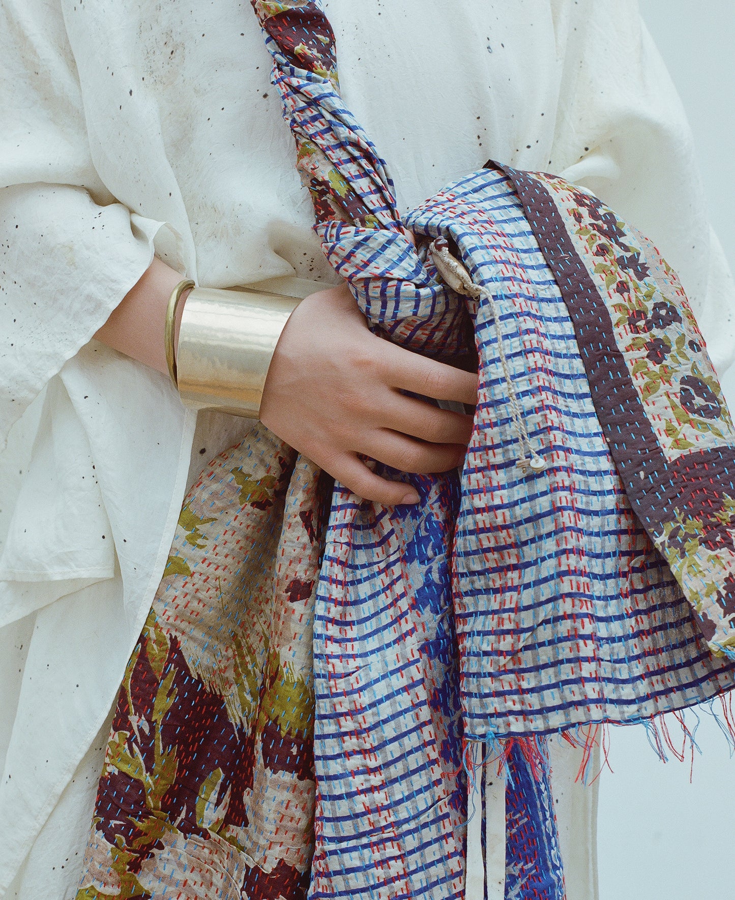 Lue | BANGLE #01