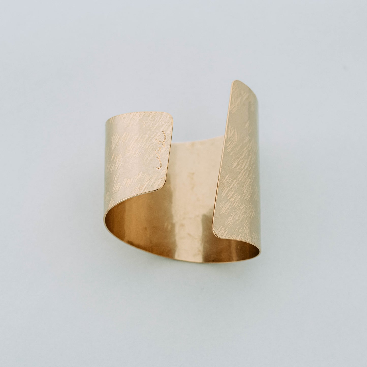 Lue | BANGLE #01