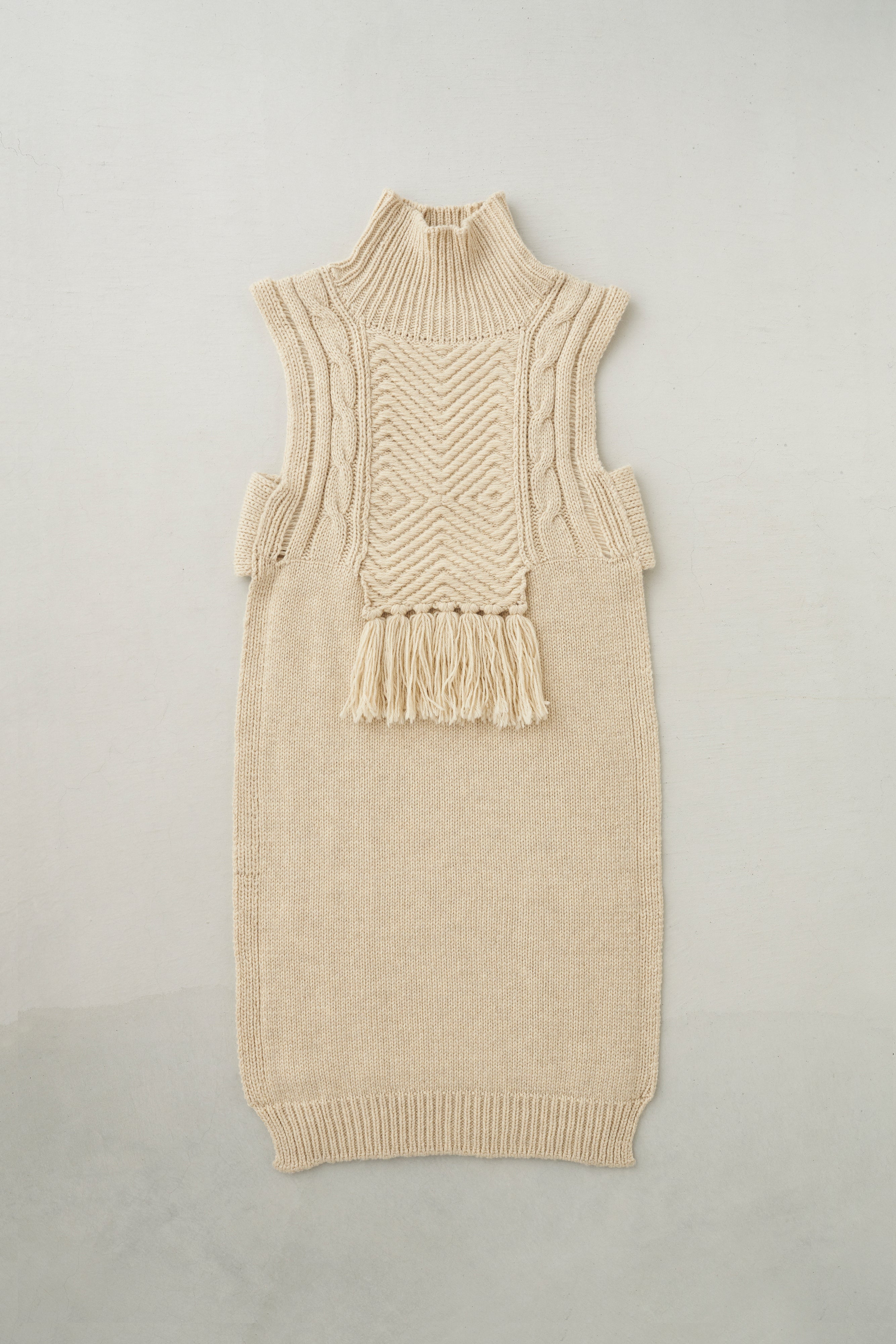 TAKt | HAND KNIT #16