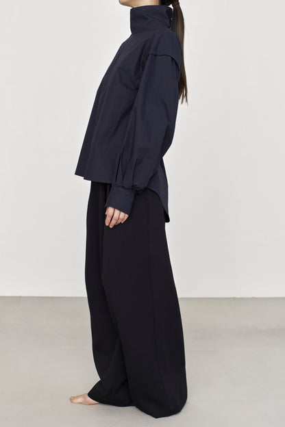 STANDARD / typewriter | HIGH COLLAR BLOUSE dark navy