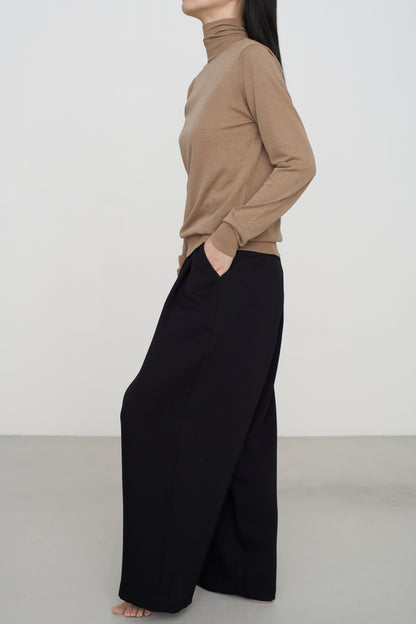 SKIN KNIT | TURTLE NECK camel