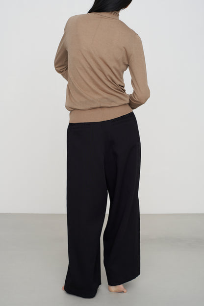 SKIN KNIT | TURTLE NECK camel