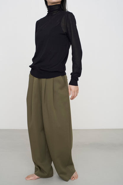 SKIN KNIT | TURTLE NECK black