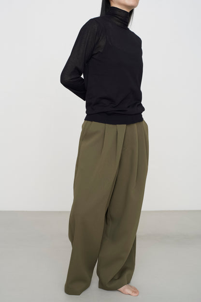 SKIN KNIT | TURTLE NECK black