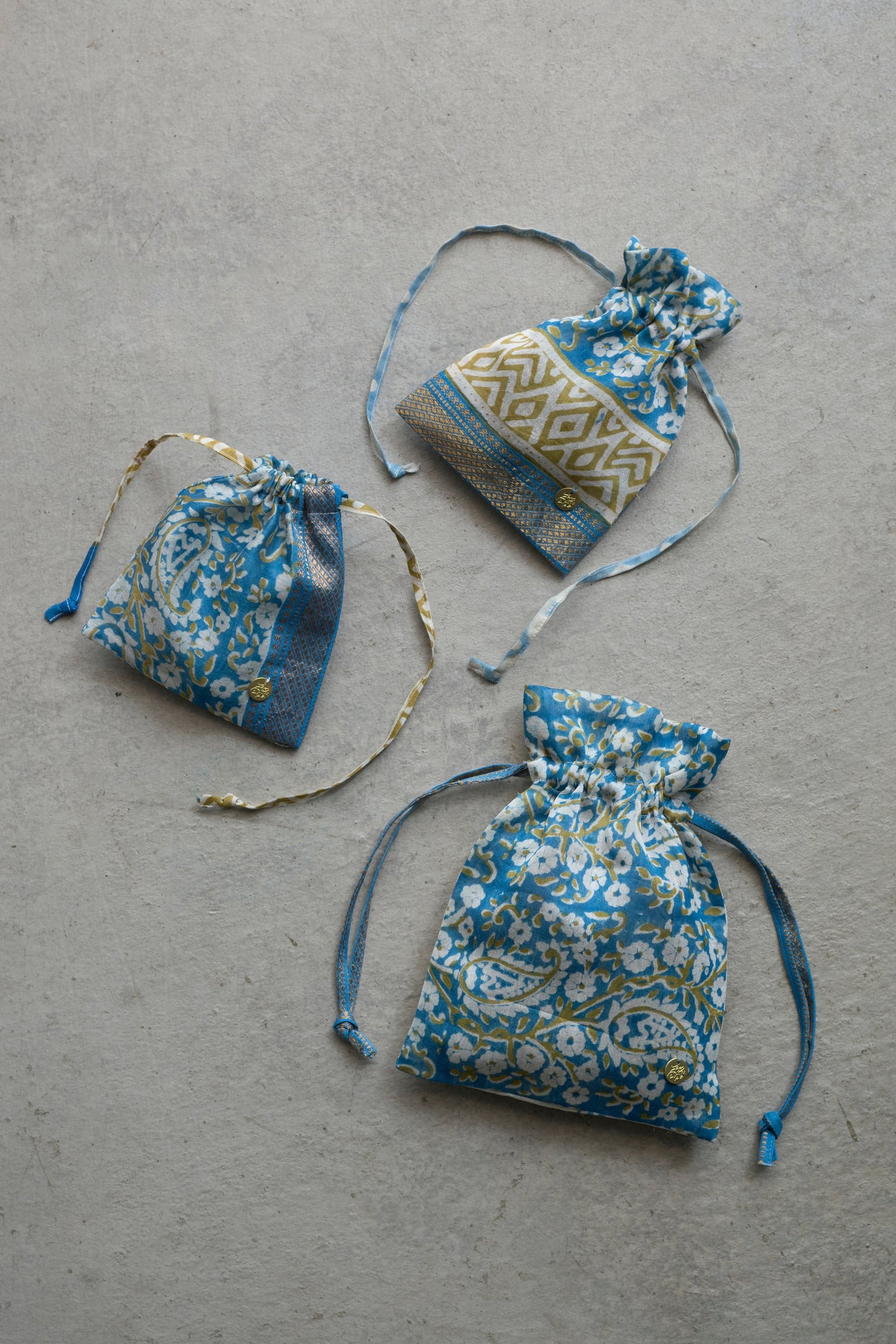LIMITED BLOCK PRINT | DRAWSTRING POUCH 1