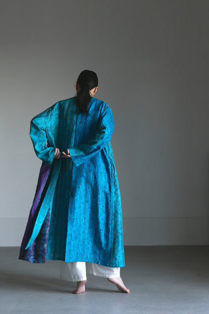 KANTHA｜NO COLLAR ROBE