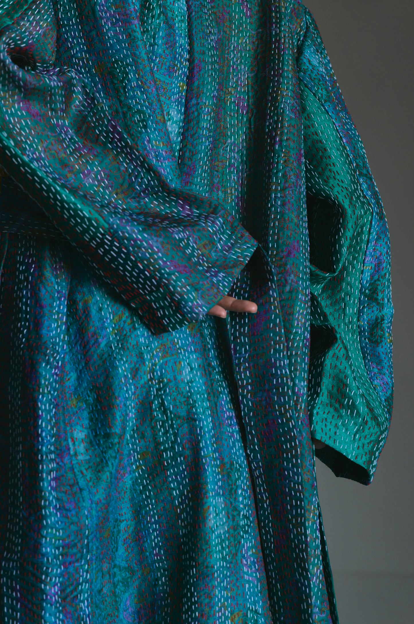 KANTHA｜NO COLLAR ROBE