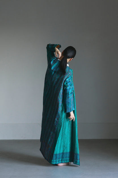 KANTHA｜NO COLLAR ROBE