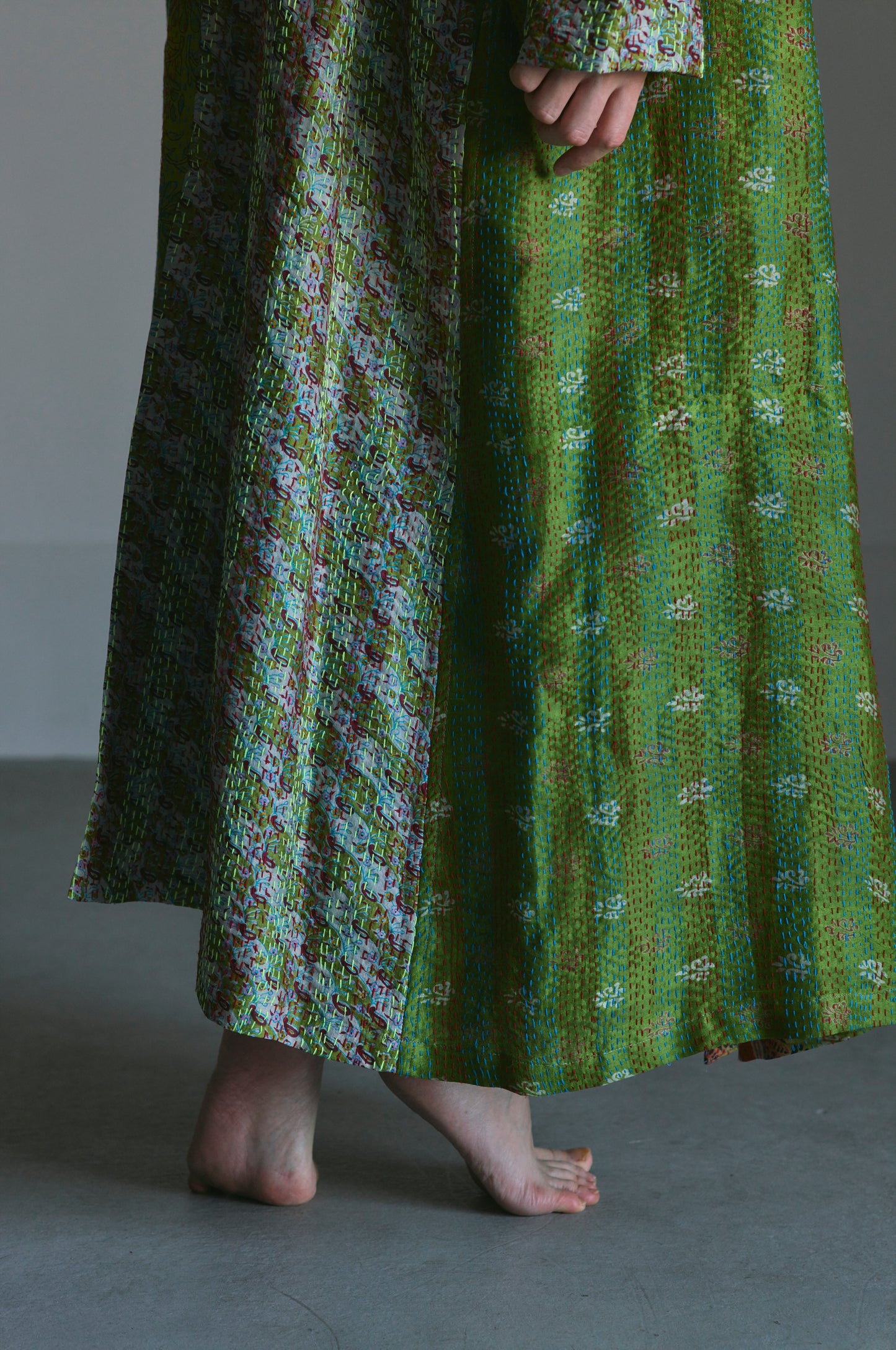 KANTHA｜NO COLLAR ROBE