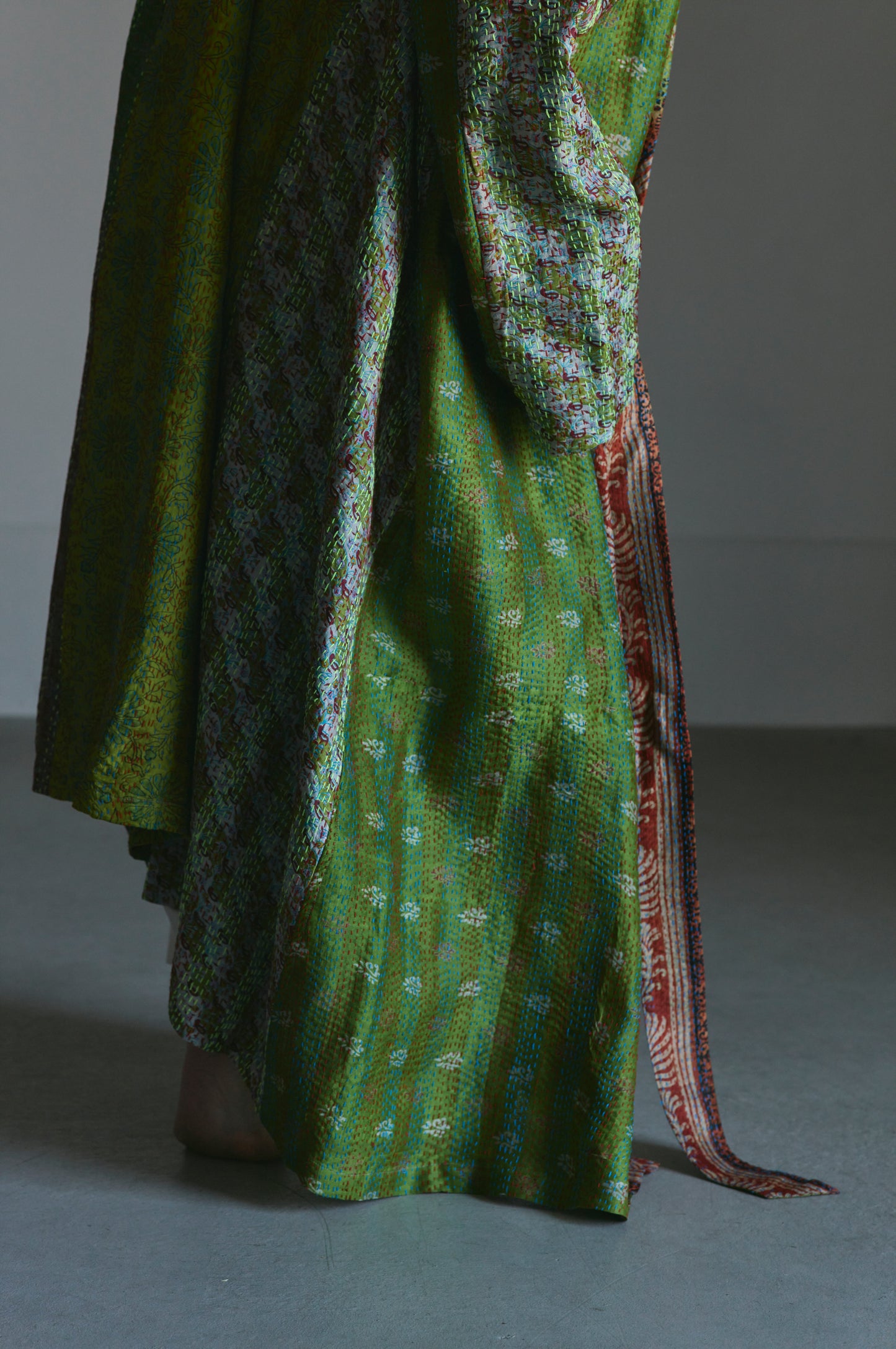KANTHA｜NO COLLAR ROBE