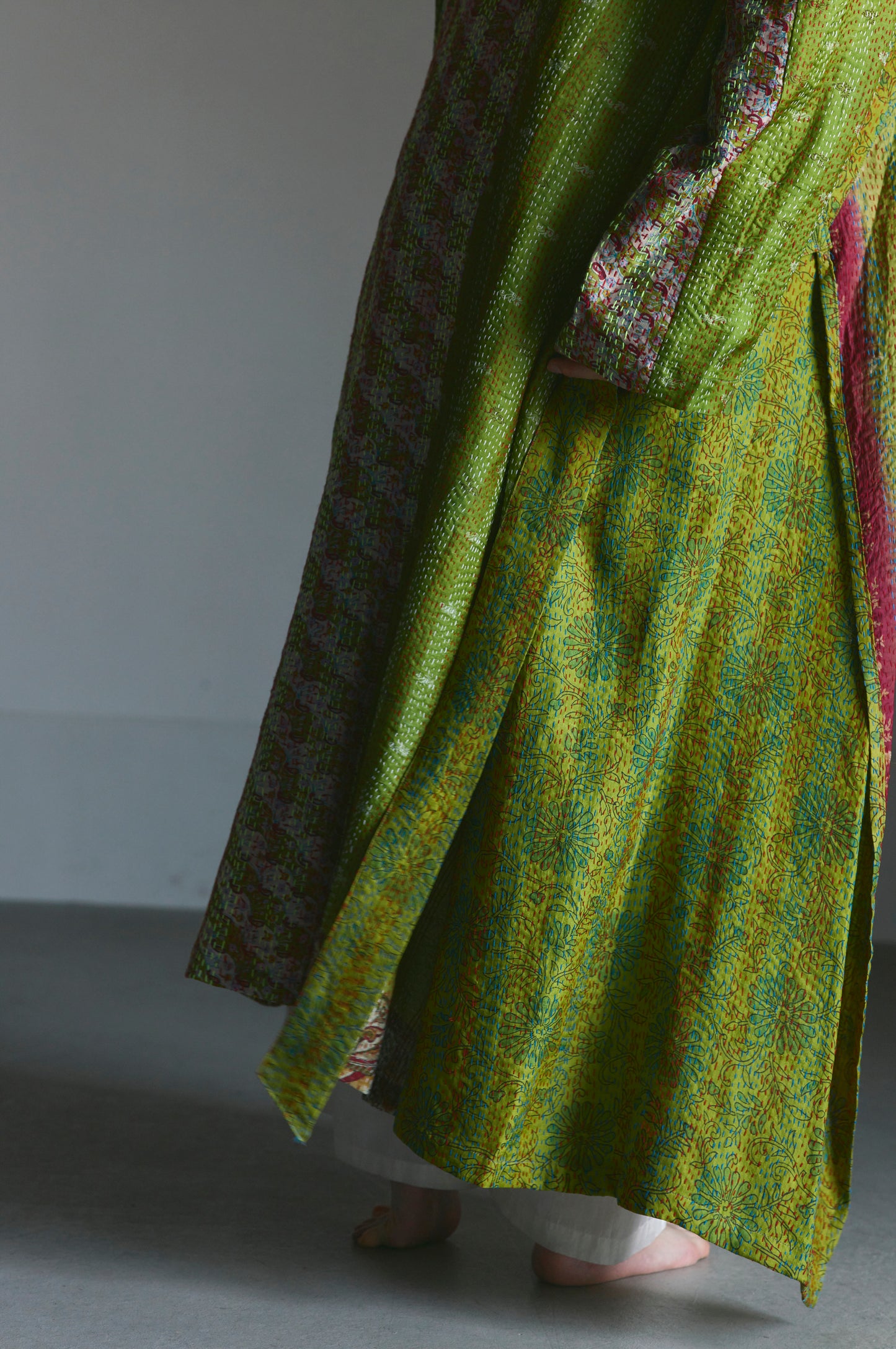 KANTHA｜NO COLLAR ROBE