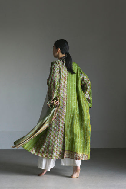 KANTHA｜NO COLLAR ROBE