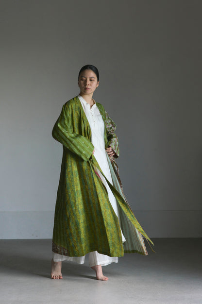 KANTHA｜NO COLLAR ROBE