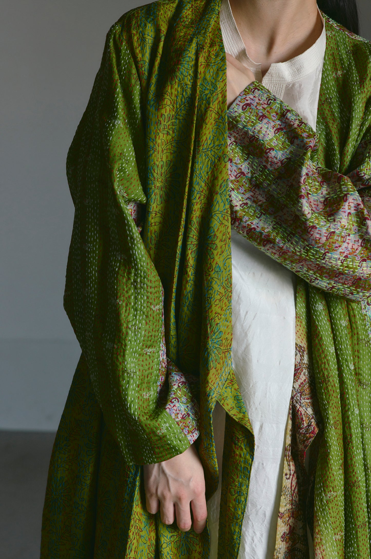 KANTHA｜NO COLLAR ROBE