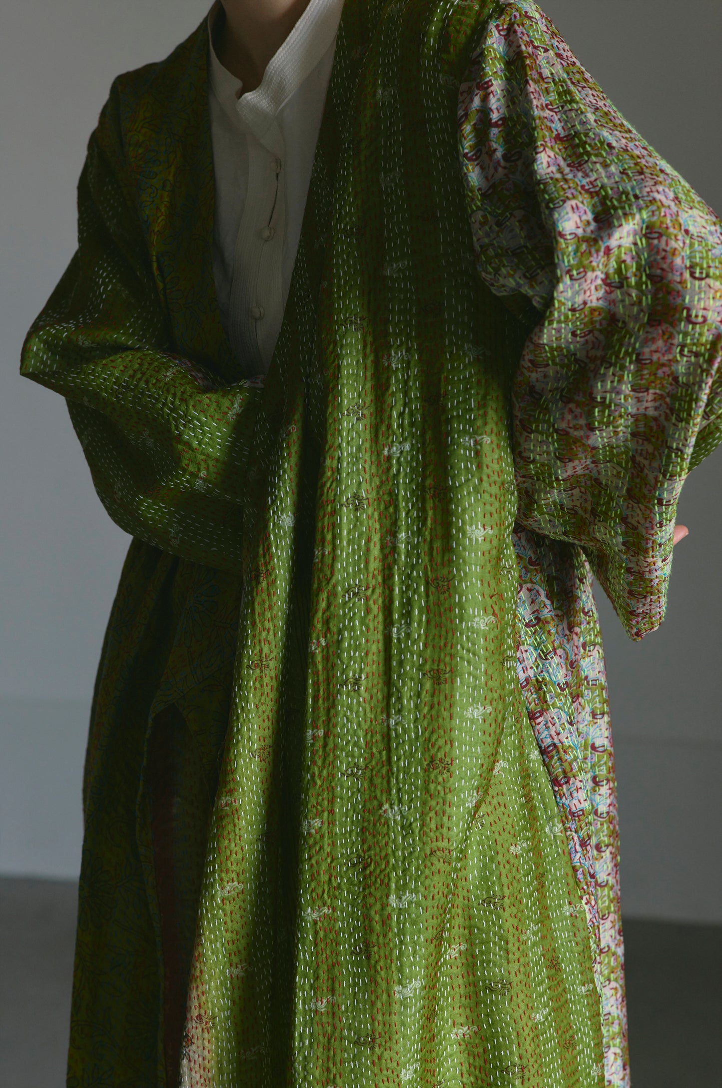 KANTHA｜NO COLLAR ROBE
