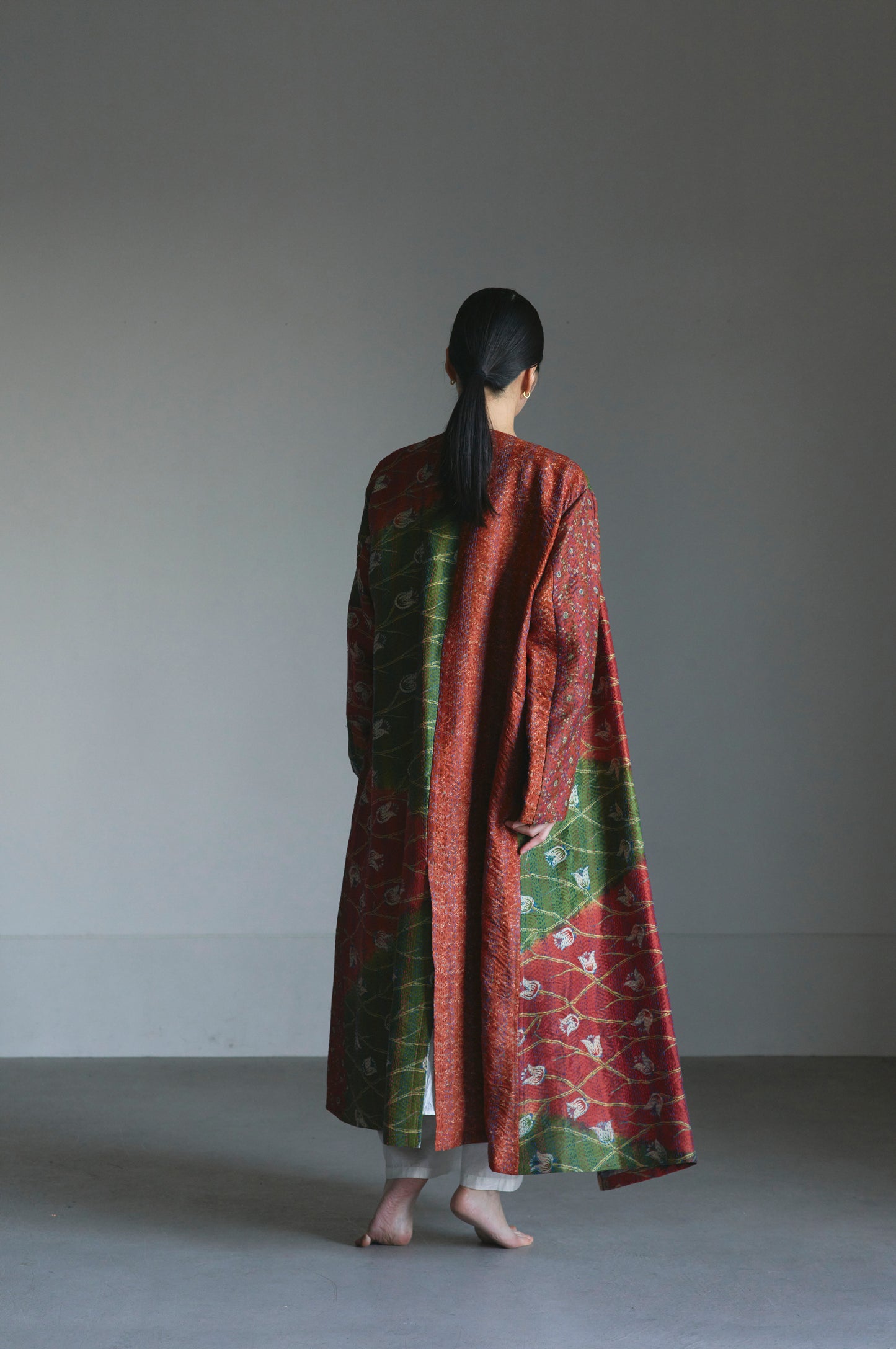 KANTHA｜NO COLLAR ROBE