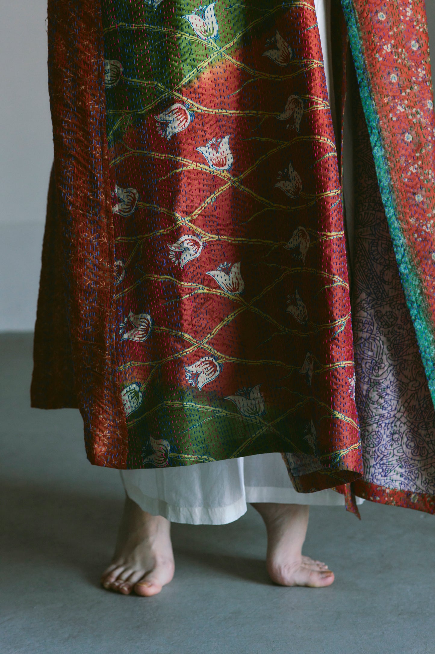 KANTHA｜NO COLLAR ROBE