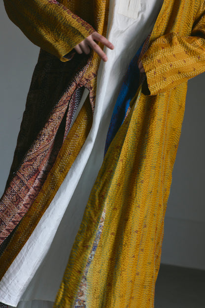 KANTHA｜NO COLLAR ROBE