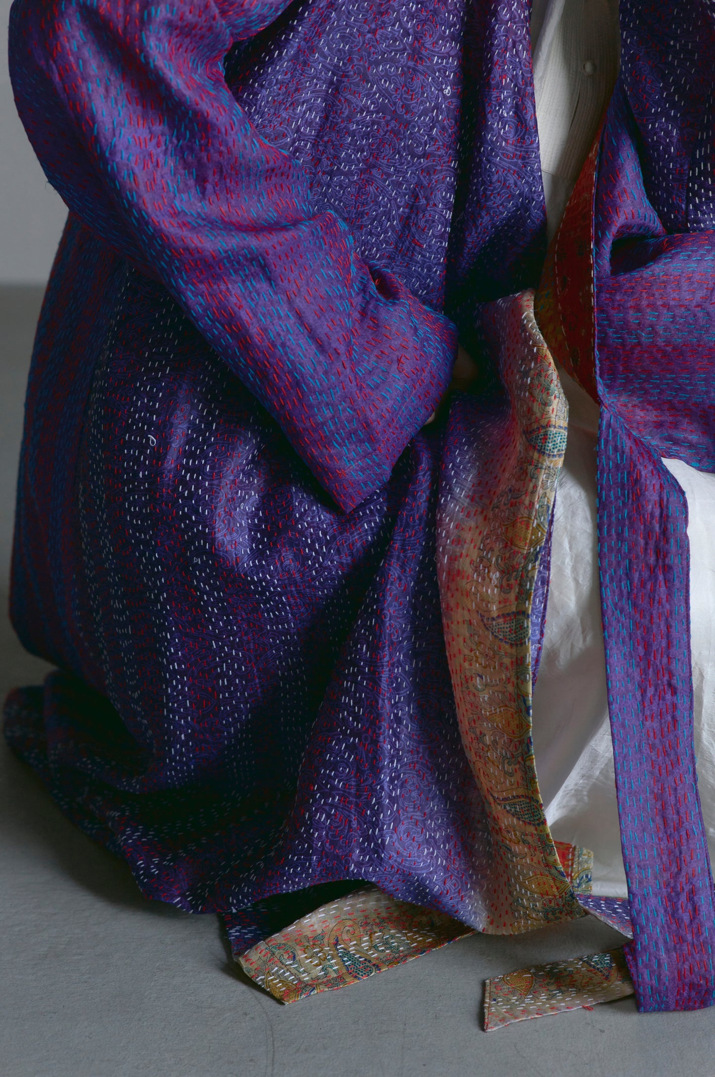 KANTHA｜NO COLLAR ROBE