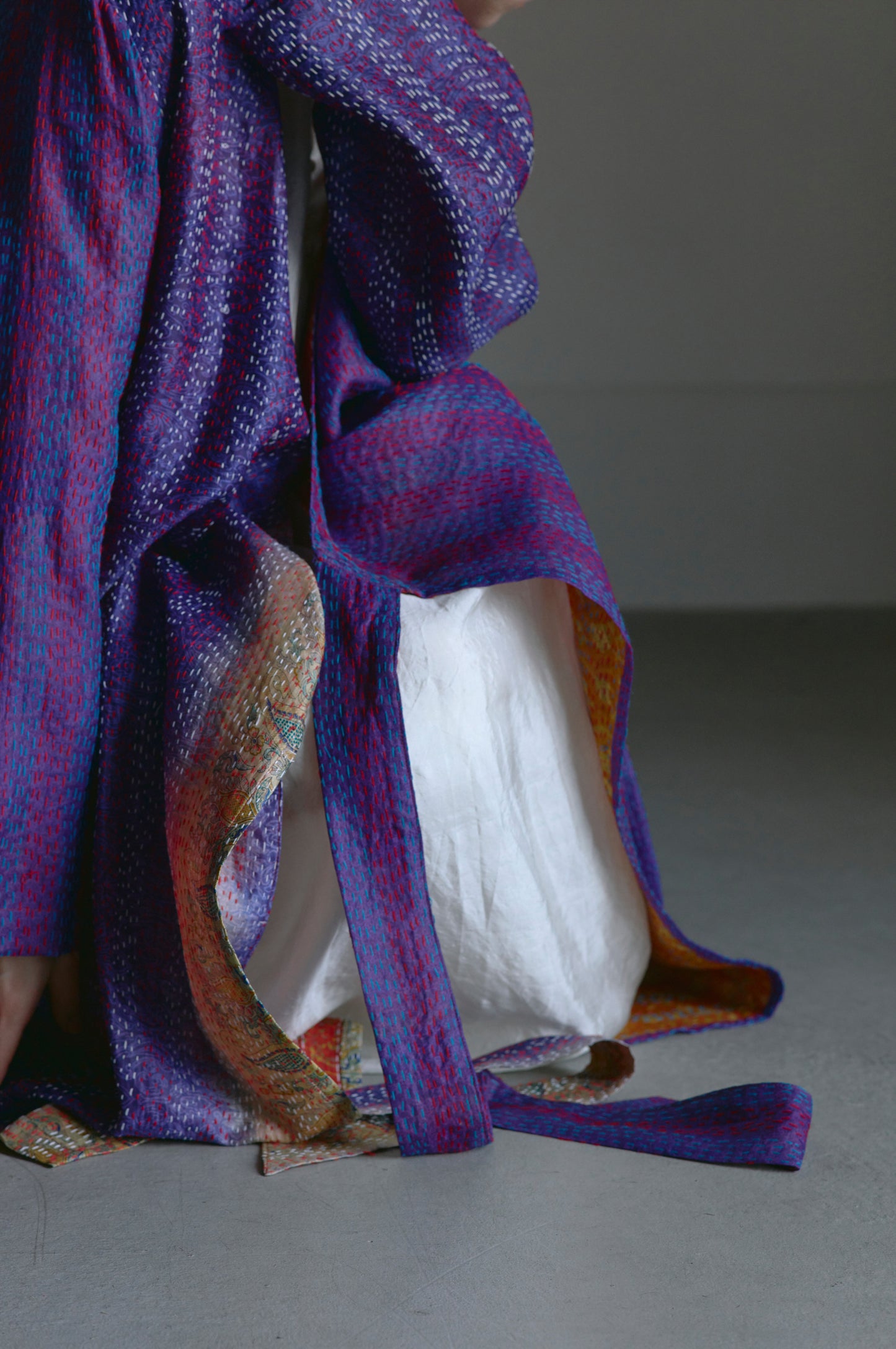 KANTHA｜NO COLLAR ROBE