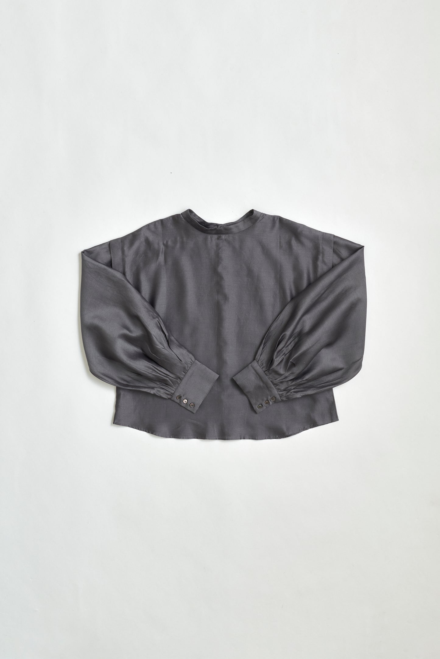 STANDARD / chanderi silk | PUFF SLEEVE BLOUSE gray