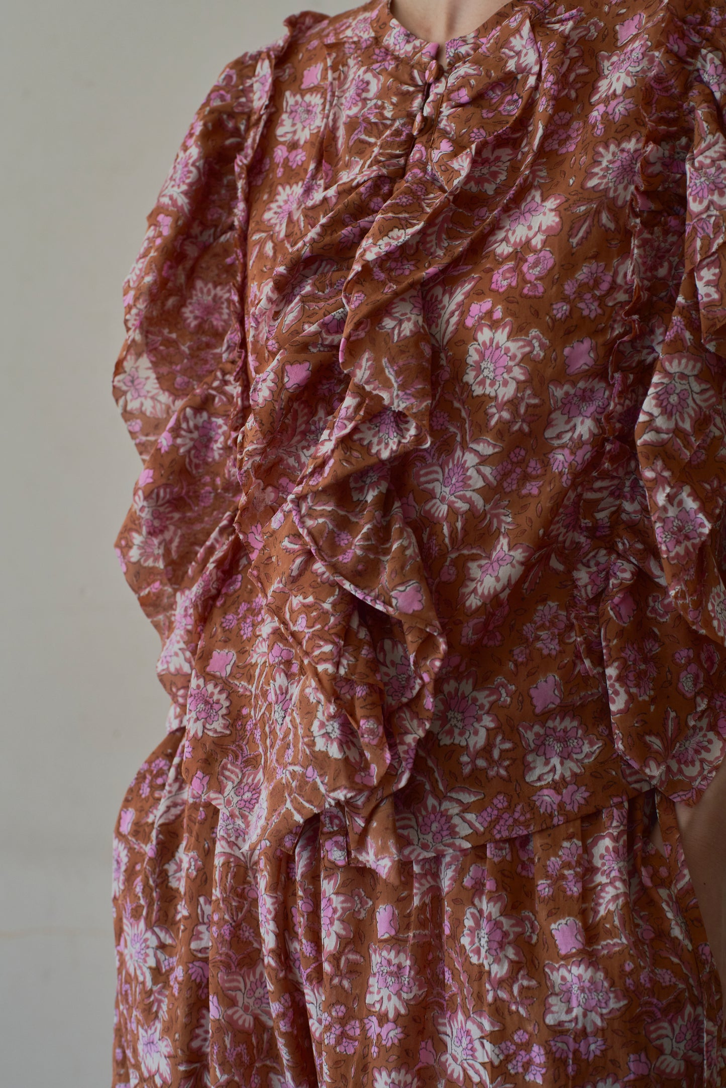 BLOCK PRINT  | RUFFLE BLOUSE / COUNTERPOINT