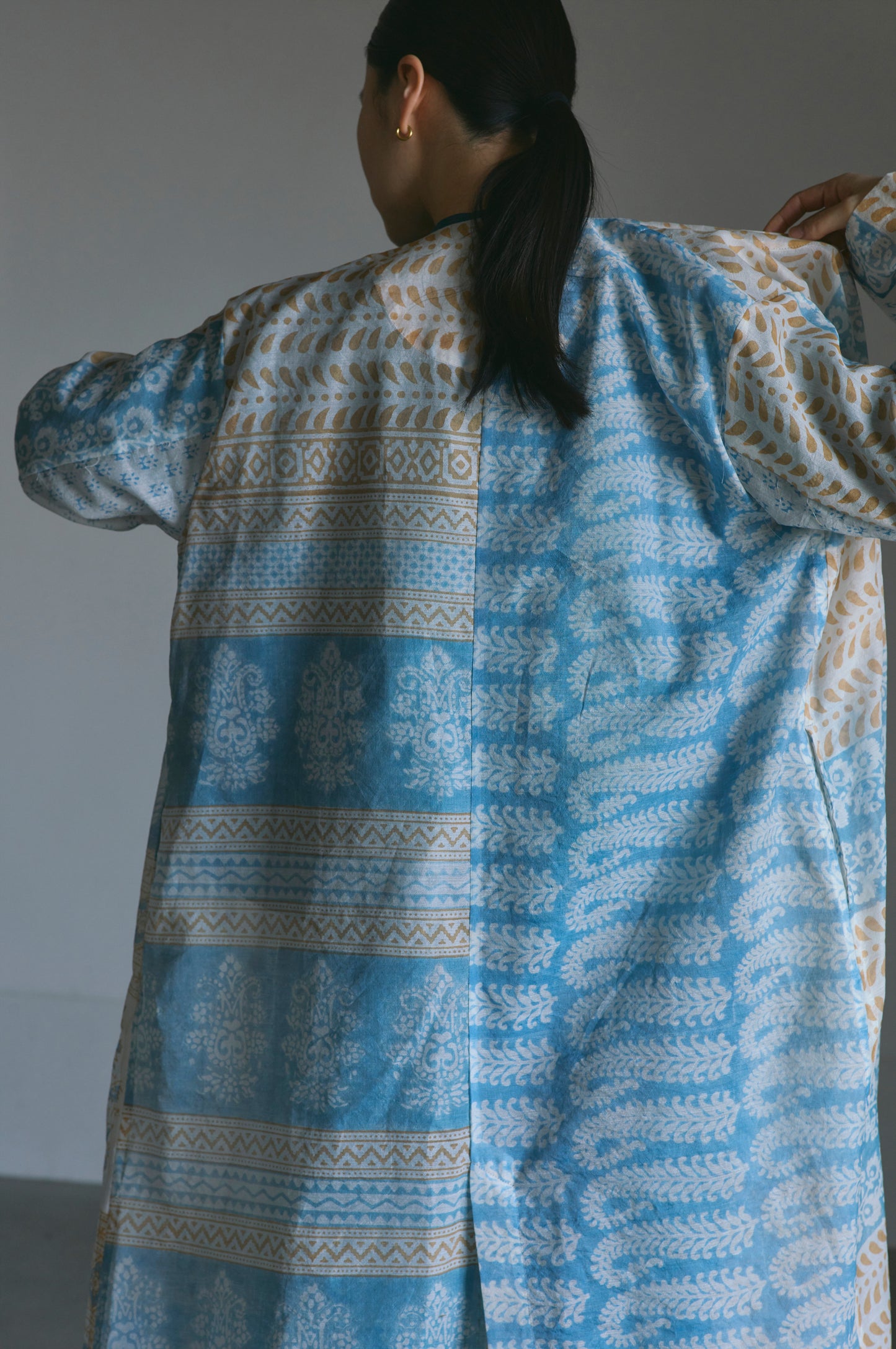 LIMITED BLOCK PRINT | NO COLLAR ROBE
