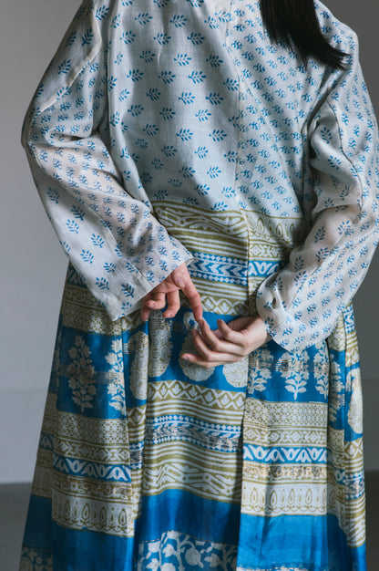 LIMITED BLOCK PRINT | NO COLLAR ROBE