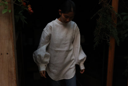 WEARING PLANTS  BLOUSE / white